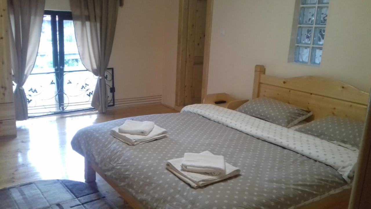 Ferienwohnung Casa Radu Novaci-Străini Exterior foto